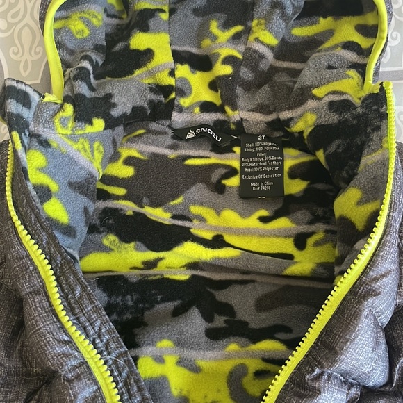 ❇️Toddler Winter Jacket❇️ - Picture 6 of 7